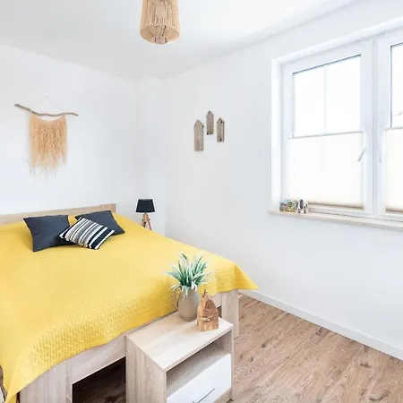 Latarnika Apartment *