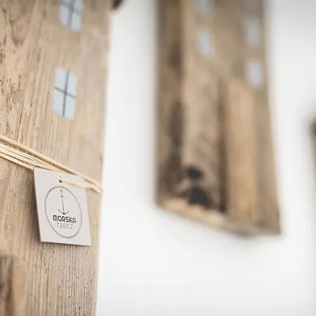 Latarnika アパート ヤロスワビエツ